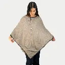 Poncho_bord_en_cuir_468F.webp