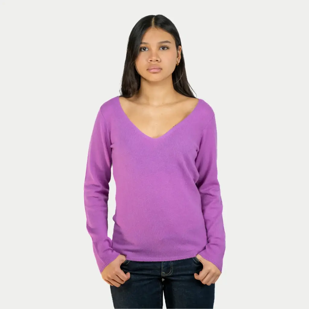 Pull col V fin décolleté cachemire