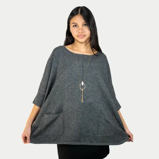 Pull modèle ample avec poches